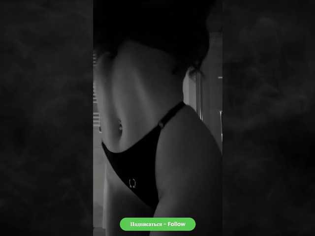 malenkaYA-1 live cam on BongaCams