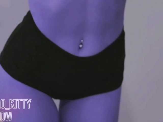 malenkaYA-1 live cam on BongaCams