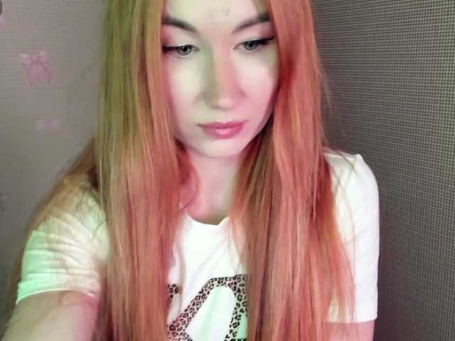 malenkaYA-1 live cam on BongaCams