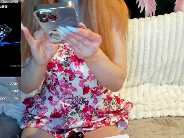 malenkaYA-1 live cam on BongaCams