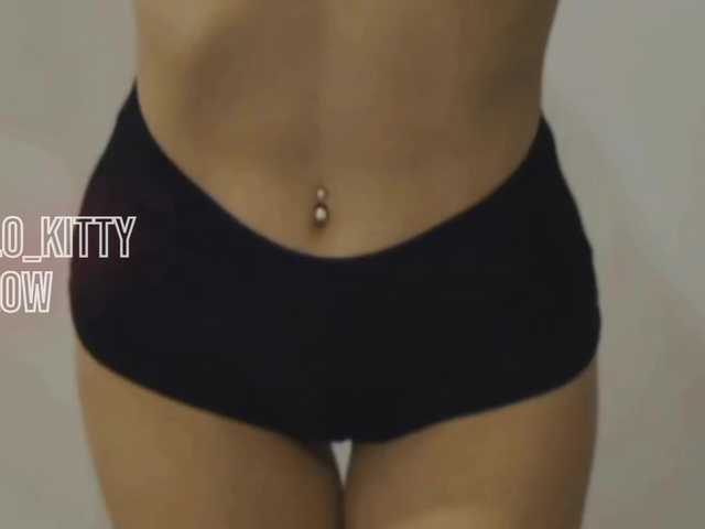 malenkaYA-1 live cam on BongaCams