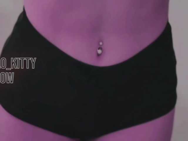 malenkaYA-1 live cam on BongaCams