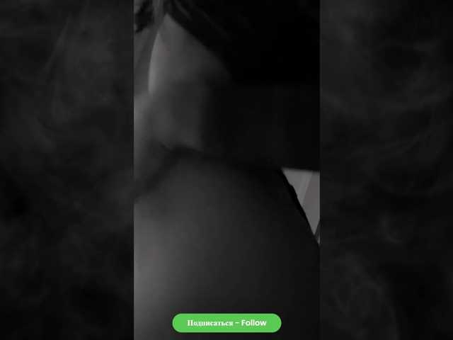 malenkaYA-1 live cam on BongaCams