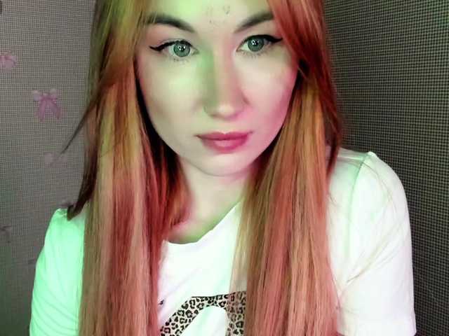malenkaYA-1 live cam on BongaCams