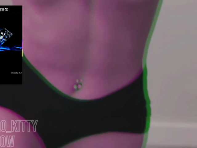 malenkaYA-1 live cam on BongaCams