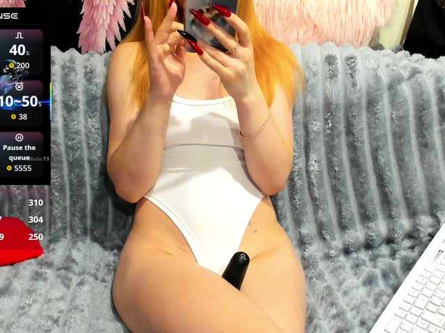 malenkaYA-1 live cam on BongaCams