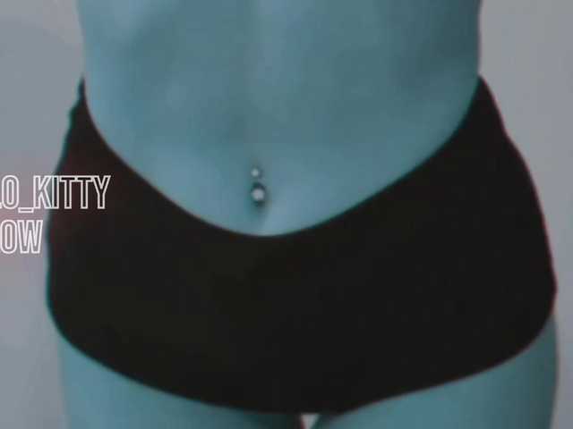 malenkaYA-1 live cam on BongaCams
