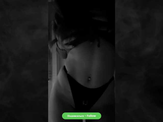 malenkaYA-1 live cam on BongaCams