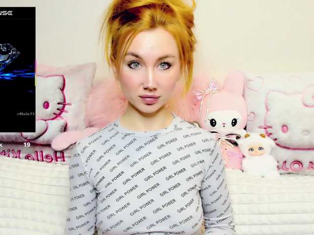 malenkaYA-1 live cam on BongaCams