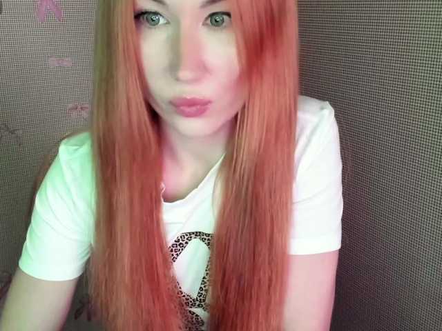 malenkaYA-1 live cam on BongaCams