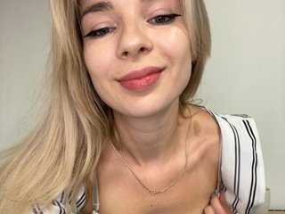 miahollis
