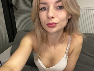 miahollis Porn Show