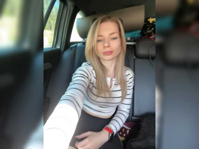 miahollis