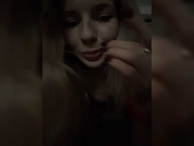 miahollis