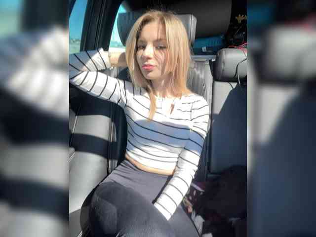miahollis