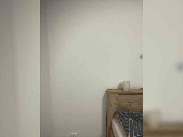 miahollis webcam
