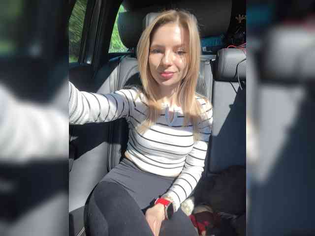 miahollis