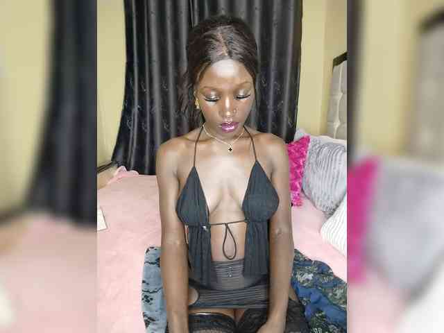 MythicalEbony webcam