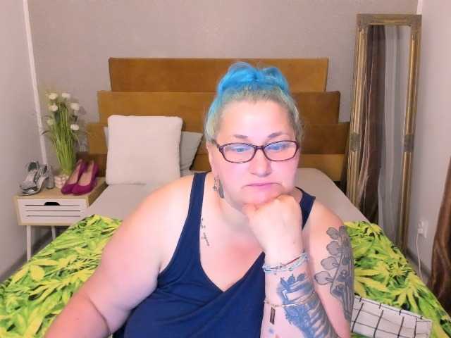 BlondyBigBoobs live cam on BongaCams