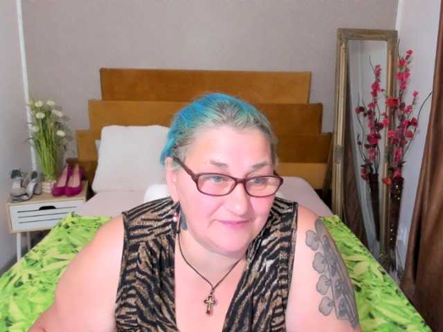 SweetBoobsM