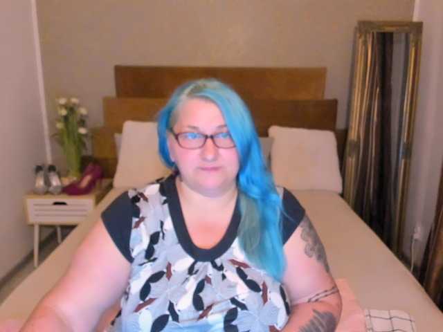 BlondyBigBoobs live cam on BongaCams