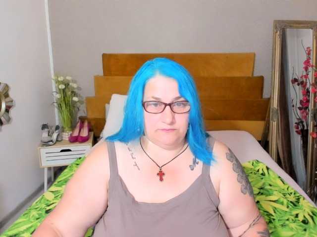 SweetBoobsM