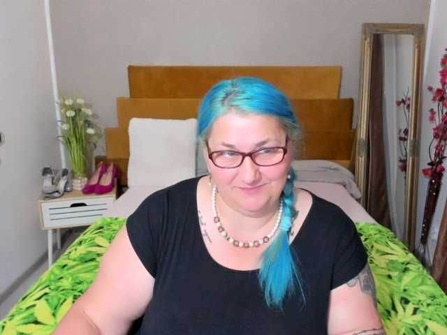 BlondyBigBoobs live cam on BongaCams
