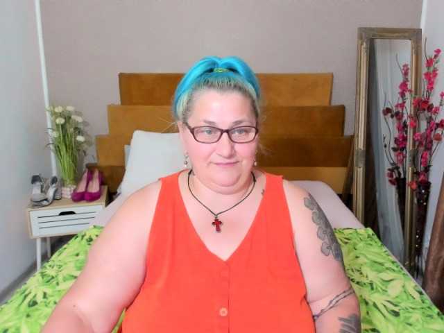 SweetBoobsM