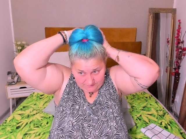 SweetBoobsM