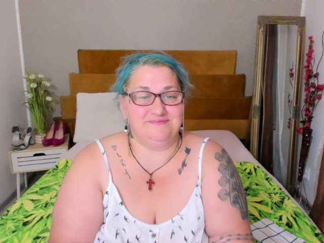 SweetBoobsM