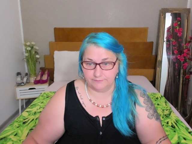 BlondyBigBoobs live cam on BongaCams