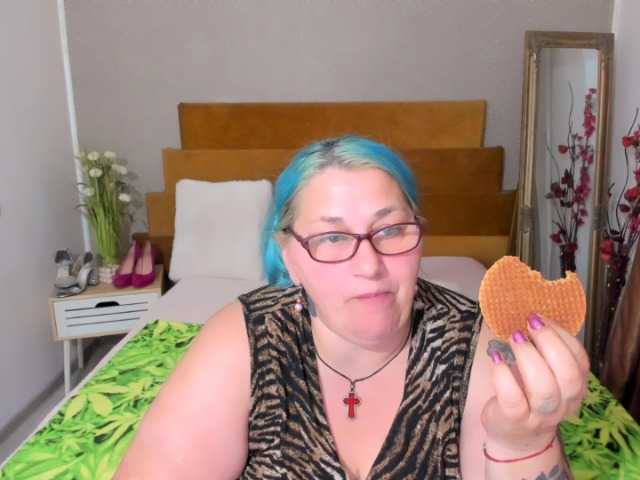 BlondyBigBoobs live cam on BongaCams