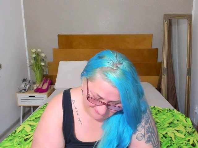 BlondyBigBoobs live cam on BongaCams