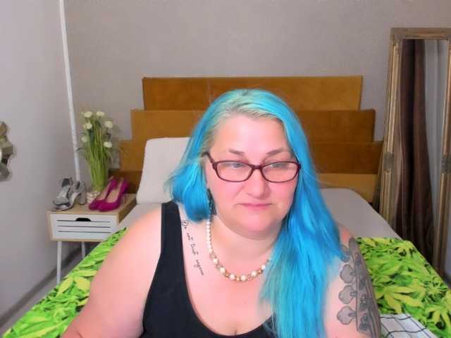 BlondyBigBoobs live cam on BongaCams