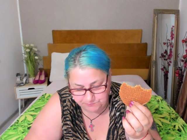 SweetBoobsM