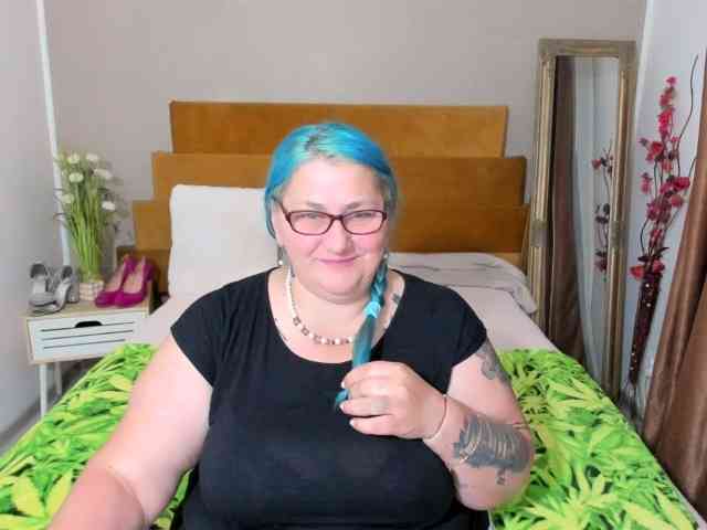 SweetBoobsM