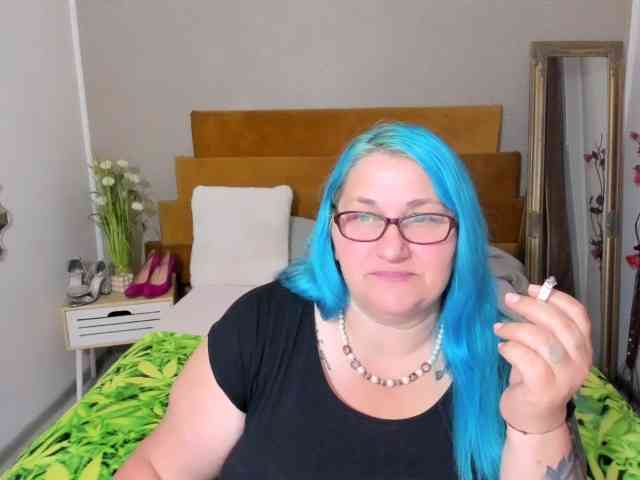 SweetBoobsM webcam