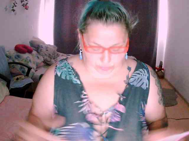 SweetBoobsM webcam