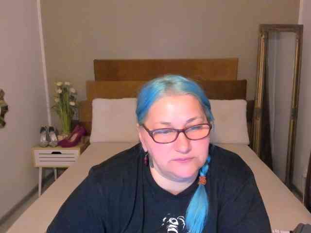 SweetBoobsM webcam