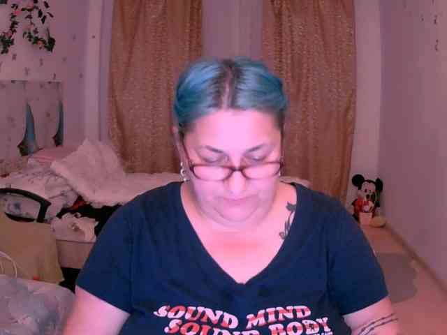 SweetBoobsM webcam