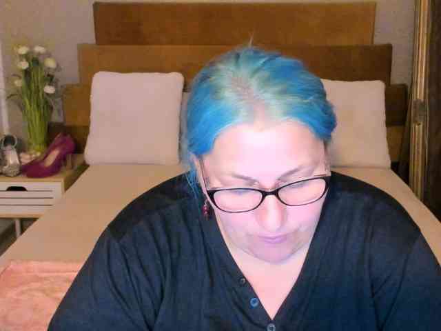 SweetBoobsM webcam