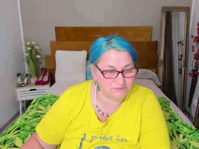 SweetBoobsM