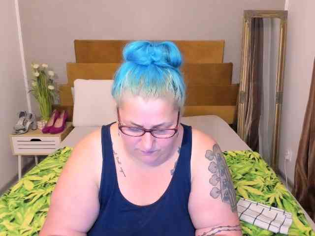 BlondyBigBoobs BlondyBigBoobs