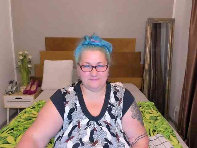 BlondyBigBoobs BlondyBigBoobs