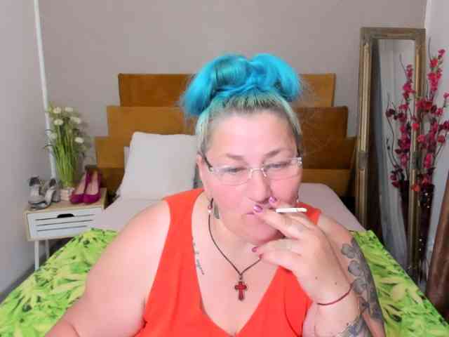 SweetBoobsM webcam