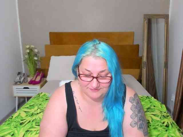 SweetBoobsM