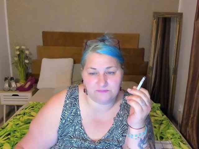 SweetBoobsM