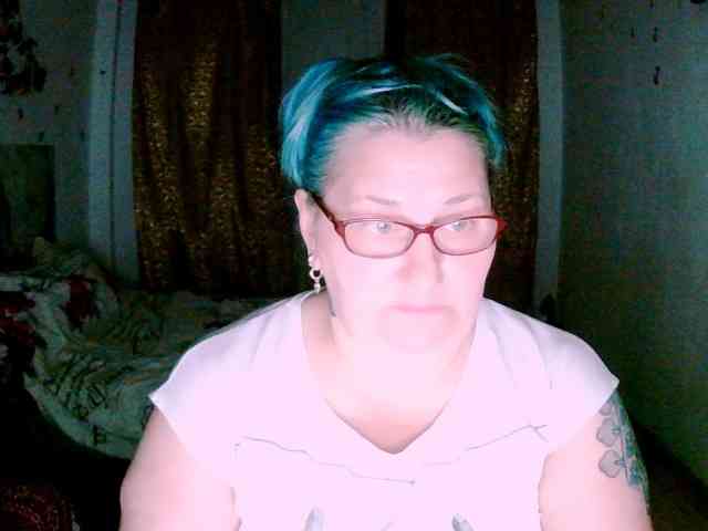 SweetBoobsM webcam