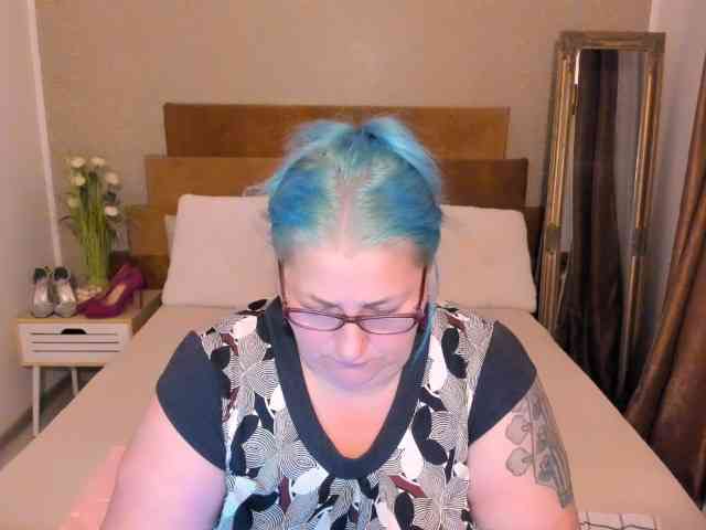 SweetBoobsM webcam