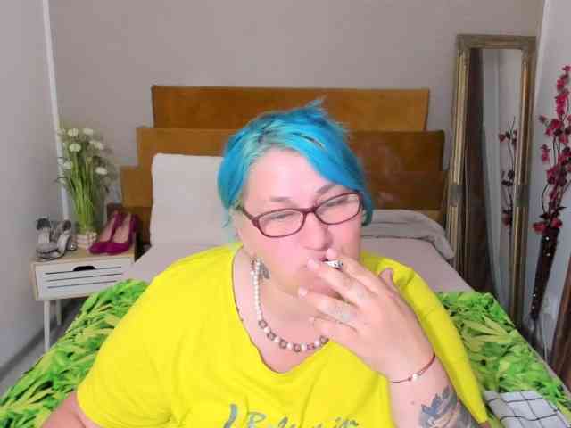 SweetBoobsM webcam